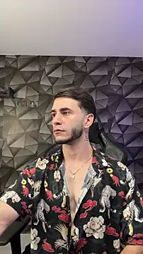 Snapshot of Latino_stud4u chatting on 11.12.25 Latino stud4u online show from 11.12.25