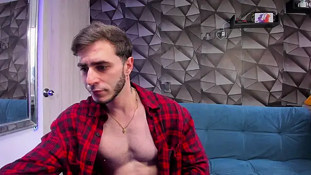 Snapshot of Latino_stud4u chatting on 11.26.25 Latino stud4u online show from 11.26.25