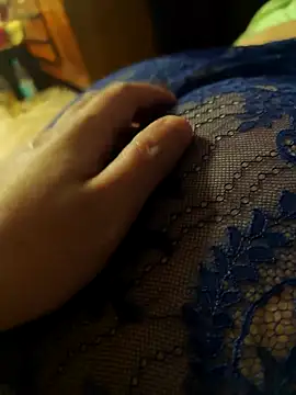 Snapshot of LovlyAnnie chatting on 12.15.25 LovlyAnnie online show from 12.15.25