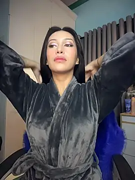 Jasmine Elcock online show from 07.02.26