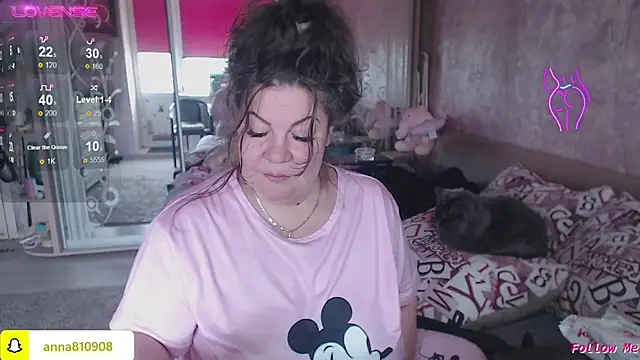 Snapshot of femme_fatale1 chatting on 10.20.25 femme fatale1 online show from 10.20.25