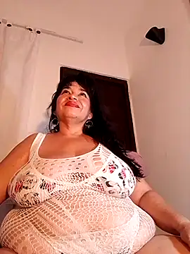 karlablue  online show from 02.01.25