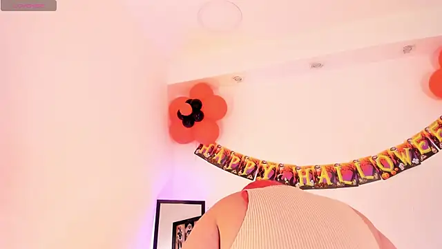 SophieRossi online show from 10.14.25