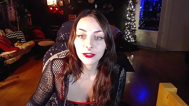 Snapshot of gothstripper chatting on 01.26.25 gothstripper online show from 01.26.25