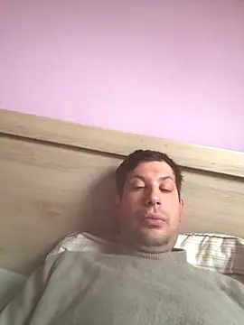 Taxidriver1988 online show from 12.21.25