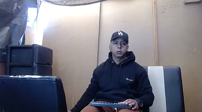 Black hot266 online show from 12.14.24