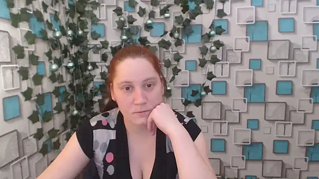 Snapshot of JosieJun_ chatting on 12.27.24 JosieJun online show from 12.27.24