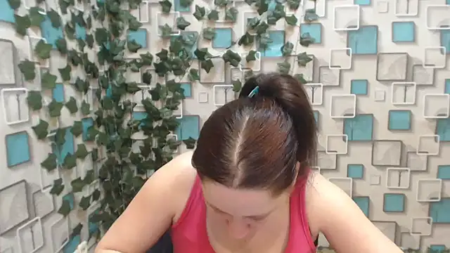 Snapshot of JosieJun_ chatting on 02.12.25 JosieJun online show from 02.12.25