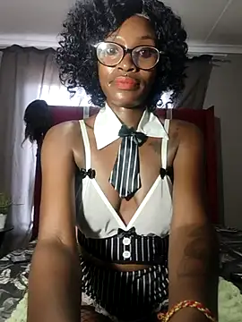 Snapshot of HoneyDropsX chatting on 03.02.25 HoneyDropsX online show from 03.02.25