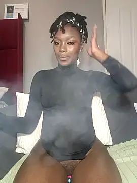 Snapshot of HoneyDropsX chatting on 11.15.25 HoneyDropsX online show from 11.15.25