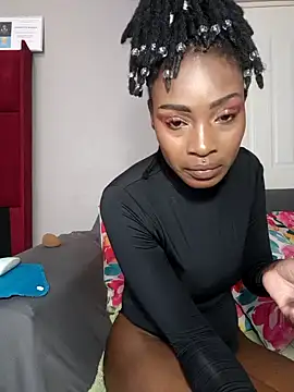 Snapshot of HoneyDropsX chatting on 11.19.25 HoneyDropsX online show from 11.19.25