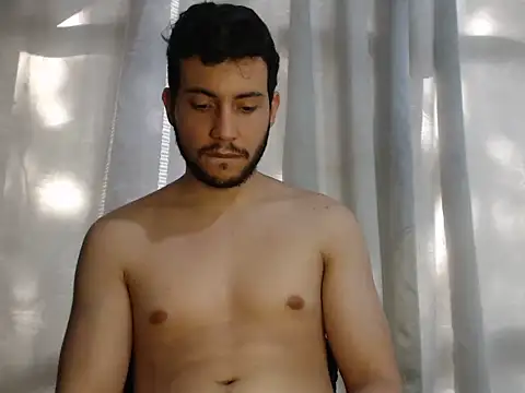 Armando 2002 online show from 12.14.24