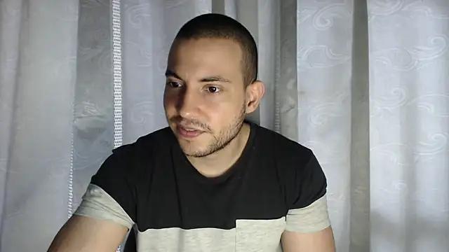 Armando 2002 online show from 10.15.25