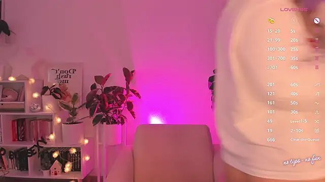 pussy-kattt online show from 11.23.25