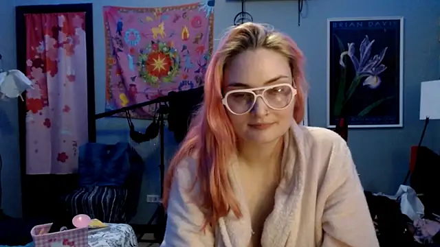 JenniferGwen online show from 02.27.25