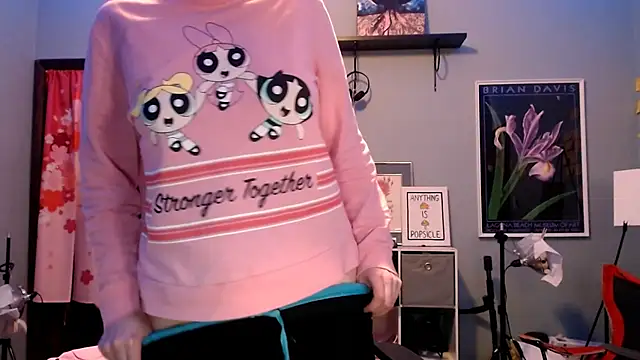 JenniferGwen online show from 03.05.25