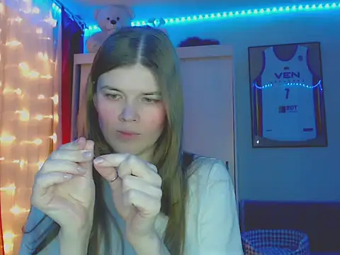 Snapshot of Klementa chatting on 12.01.25 Klementa online show from 12.01.25