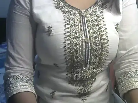 Snapshot of SiaraSiyA chatting on 01.11.25 SiaraSiyA online show from 01.11.25