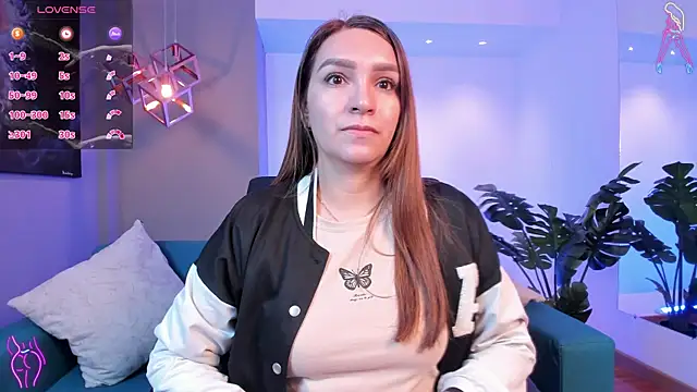 miataylorr1 online show from 11.25.25