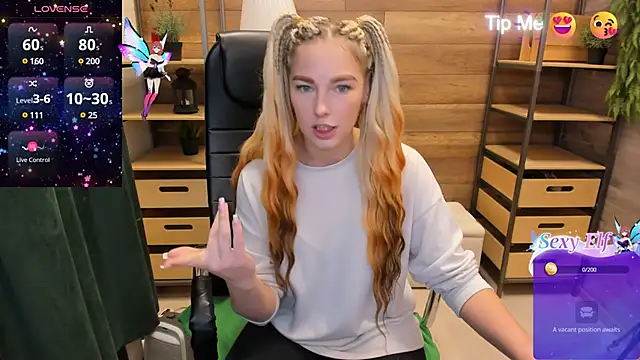 Snapshot of _fiona_Love chatting on 12.08.24 fiona Love online show from 12.08.24