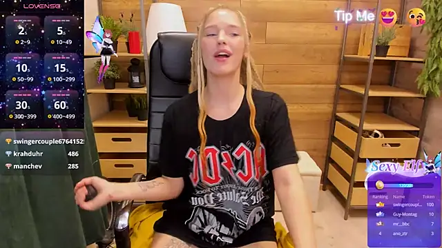 Snapshot of _fiona_Love chatting on 01.27.25 fiona Love online show from 01.27.25