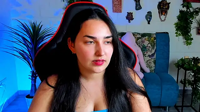 Snapshot of CeceliaJohnson chatting on 03.11.25 CeceliaJohnson online show from 03.11.25