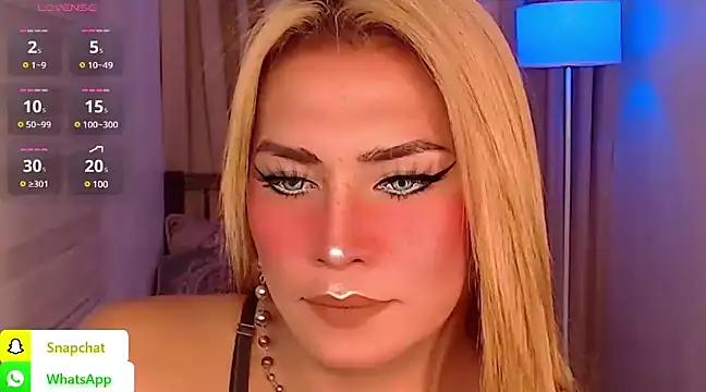 QUEEN GIAMOORE69 online show from 12.14.24