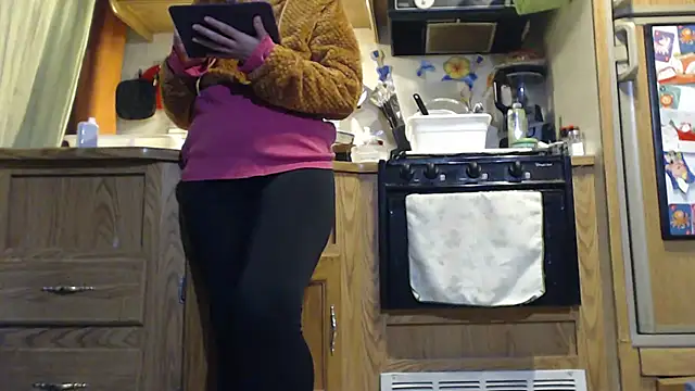 sexyinpantyhose online show from 12.24.24