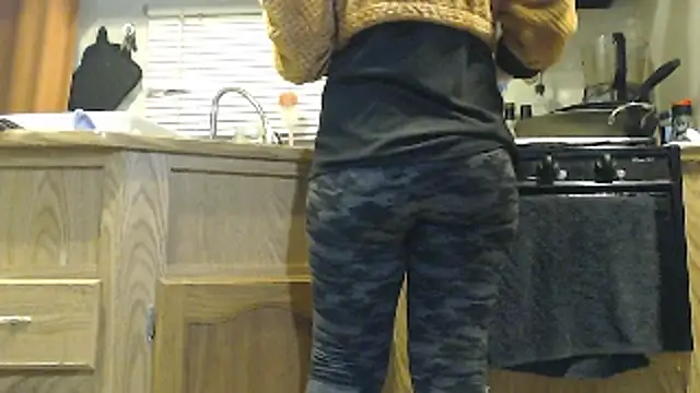 sexyinpantyhose online show from 01.05.25