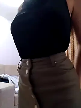 Snapshot of baby_sweet_girl_ chatting on 09.21.25 baby sweet girl online show from 09.21.25