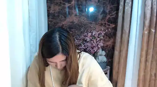 Snapshot of MS_Isabella_Snow92 chatting on 02.28.25 MS Isabella Snow92 online show from 02.28.25