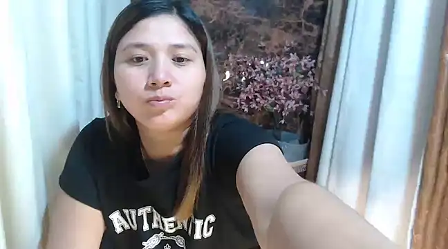 Snapshot of MS_Isabella_Snow92 chatting on 03.11.25 MS Isabella Snow92 online show from 03.11.25