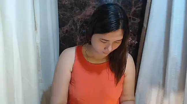 Snapshot of MS_Isabella_Snow92 chatting on 03.17.25 MS Isabella Snow92 online show from 03.17.25