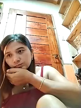 Snapshot of MS_Isabella_Snow92 chatting on 05.15.26 MS Isabella Snow92 online show from 05.15.26