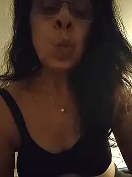 Susannemilf online show from 12.03.25