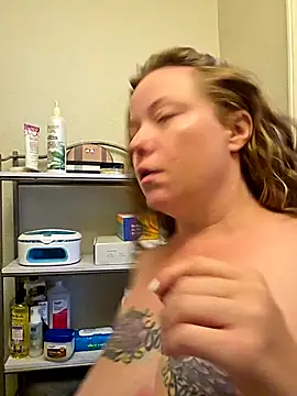 julimonroe online show from 09.17.25