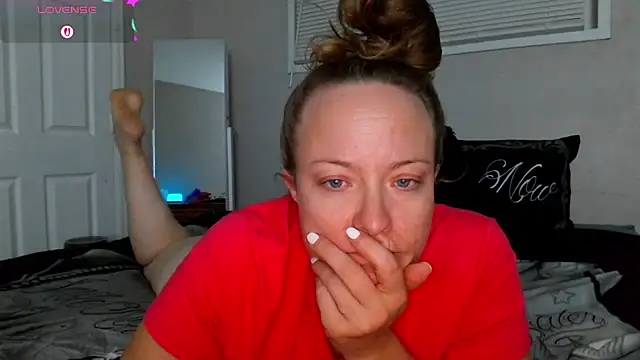 julimonroe online show from 09.23.25