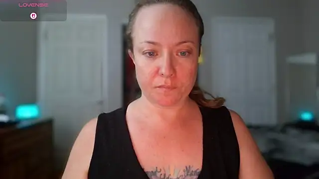 julimonroe online show from 10.13.25