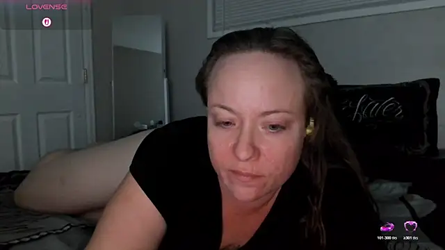 julimonroe online show from 11.28.25