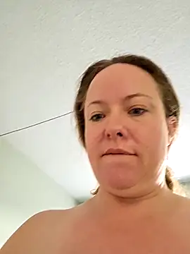 julimonroe online show from 02.09.26