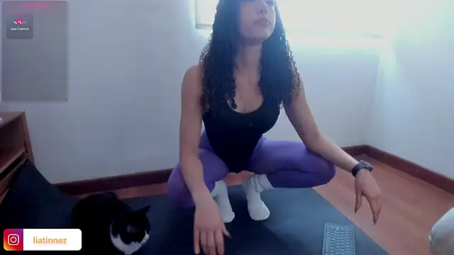 Snapshot of Lia_Tinez chatting on 12.21.24 Lia Tinez online show from 12.21.24