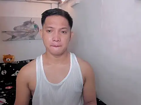Snapshot of xSebastian19 chatting on 05.08.26 xSebastian19 online show from 05.08.26