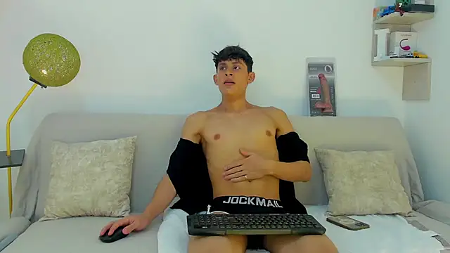 logan thomas online show from 12.21.25