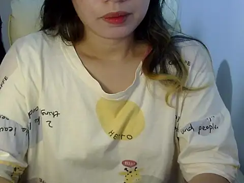 Snapshot of ___zurIII09_ chatting on 09.29.25 zurIII09 online show from 09.29.25