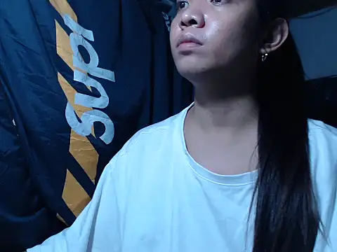 Snapshot of Valentinasbody chatting on 11.18.25 Valentinasbody online show from 11.18.25