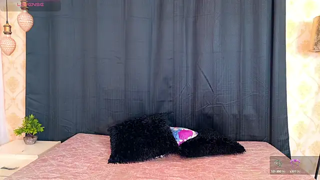 DENISE WOLFE online show from 09.23.25