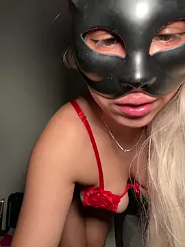 Snapshot of nenalayla chatting on 02.14.25 nenalayla online show from 02.14.25