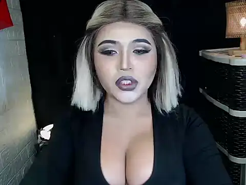 Snapshot of x12inchanaconda chatting on 02.12.26 x12inchanaconda online show from 02.12.26