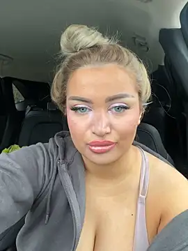 EmiliaPetrova online show from 03.22.25