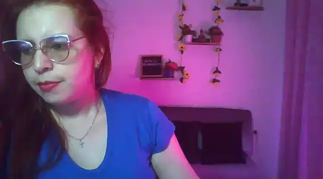 lorenitabella online show from 03.17.25